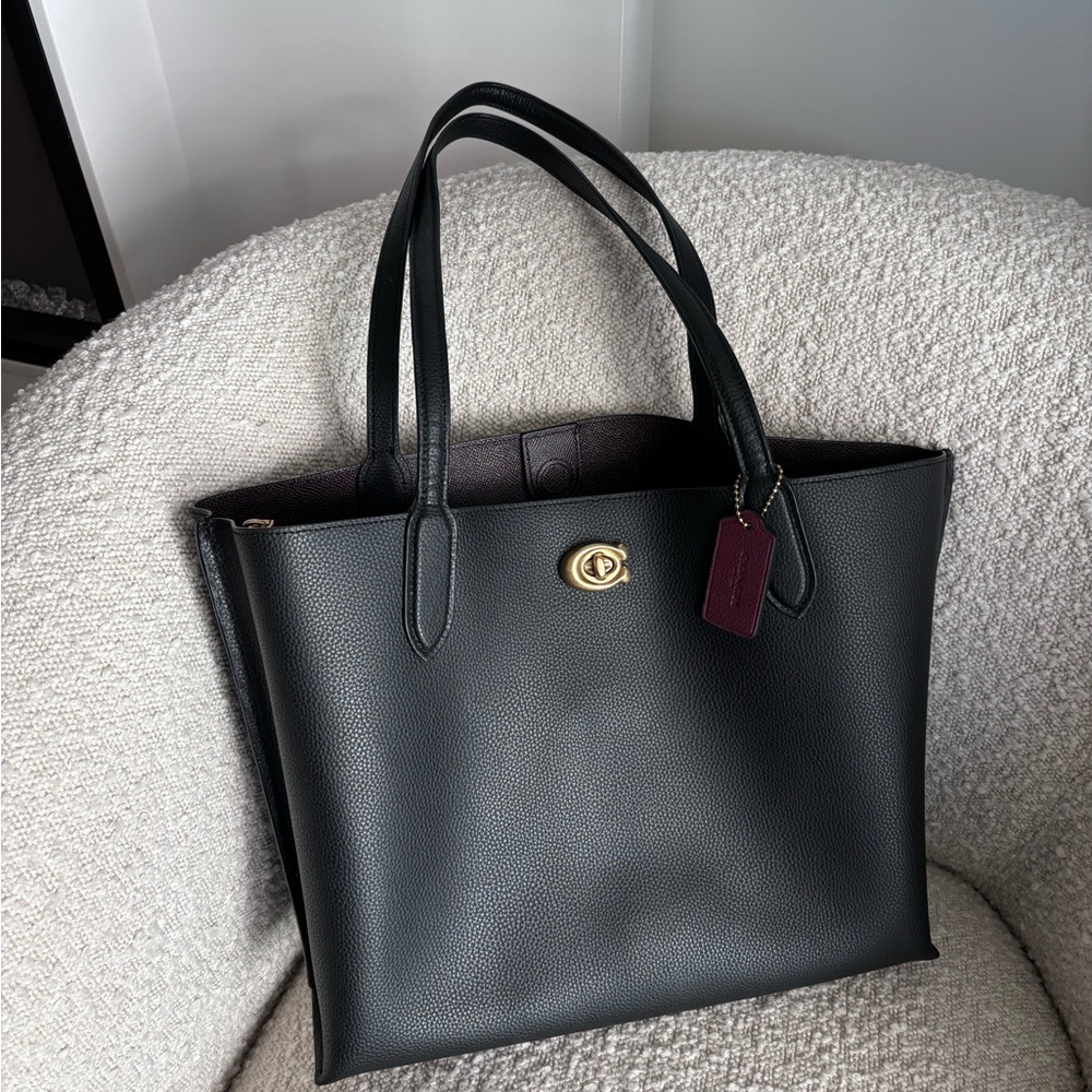 COACH TOTE BAG, Black leather, used once